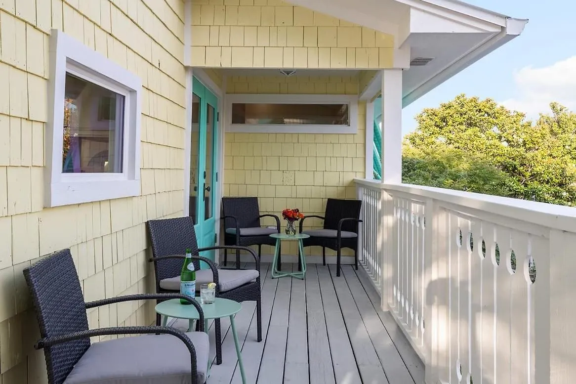 Woodward Way Luxe Villa Near Beach W Pool Hot Tub Stocked Kitchen 데스틴 0*,  미국